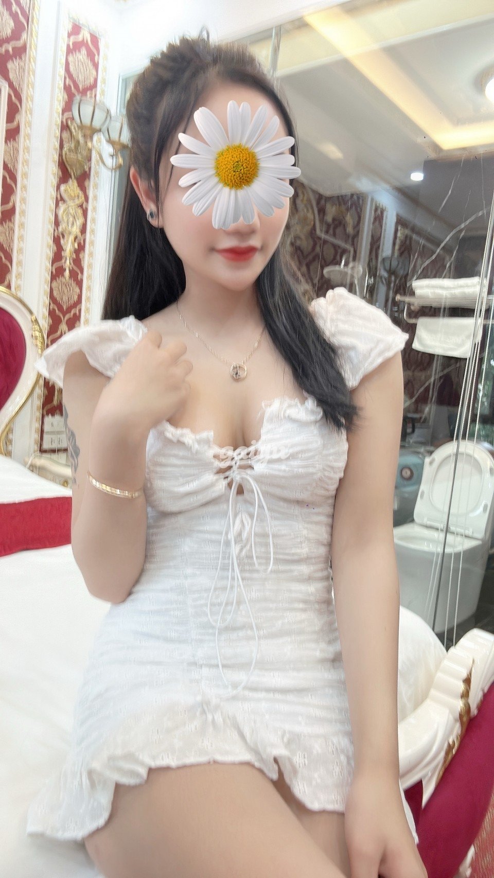 b3372115a9268b5f66a92854dc951611be7b7bb6 - NEW PHƯƠNG LY - GÁI XINH GÁI NON MƠN MỞN, MỘT SIÊU PHẨM.